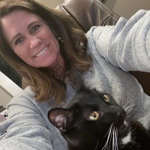 Meet your Posher, Sally